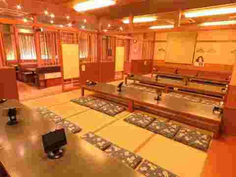 炭火蔵 東町店の店内の様子