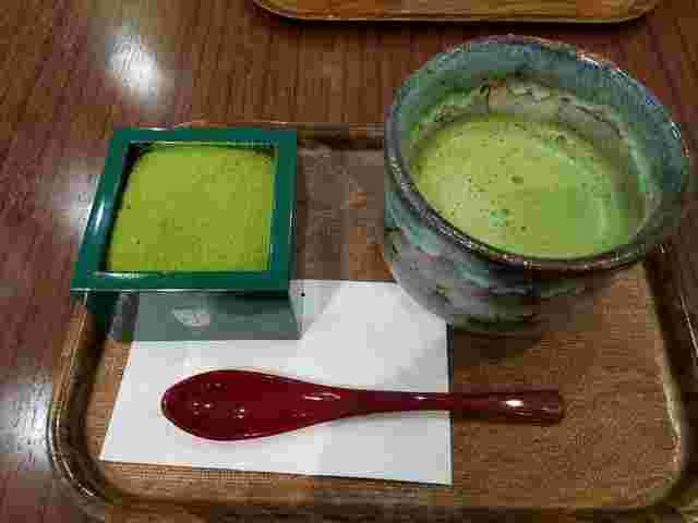 茶の彩 アリオ八尾店の抹茶ティラミス