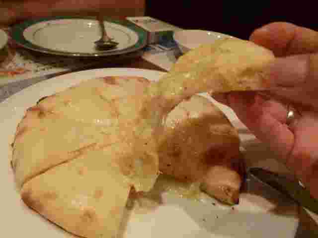 飯田橋サパナのナンの画像