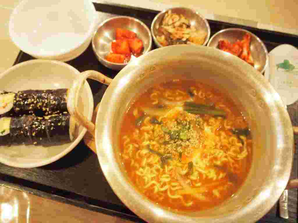 班家食工房の安いランチ