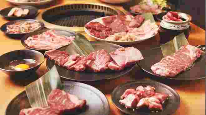 「焼肉食べ放題・カルビ市場・小倉店」の焼肉