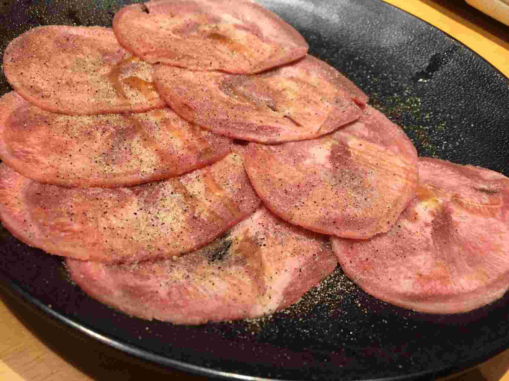 「焼肉きんぐ・小倉津田店」の塩タン