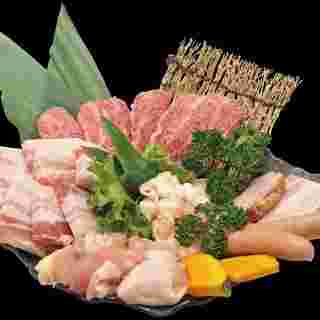 「焼肉のひみつ基地」の肉