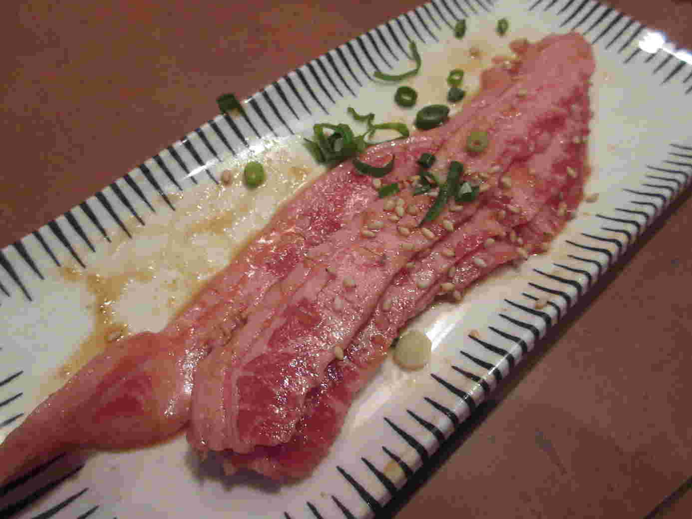 「萬月」の肉