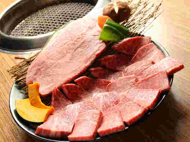 福寿亭のお肉