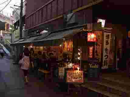 七輪もつ焼吉の店舗
