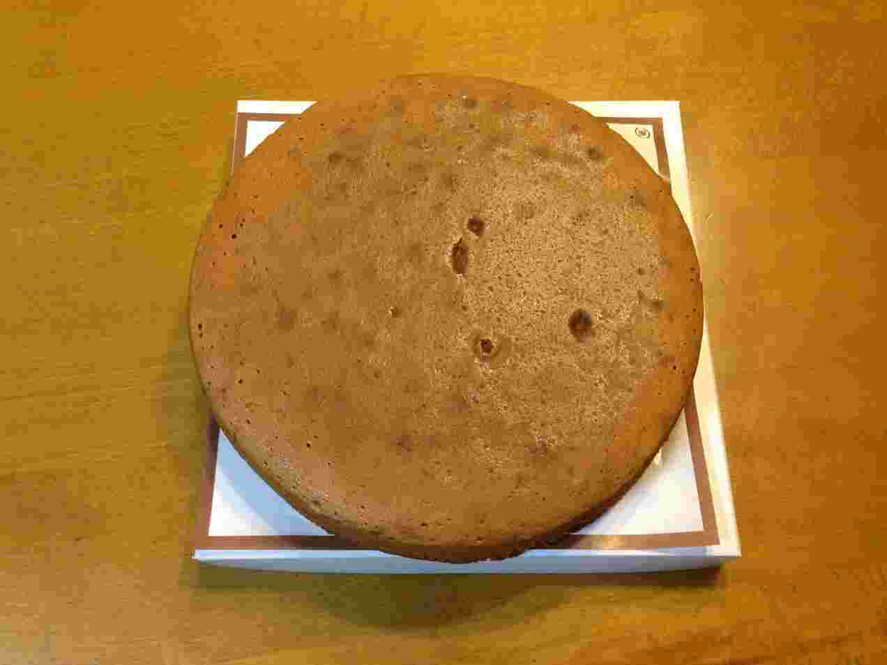 ふちがカリカリな合歓(ねむ)のバターケーキ