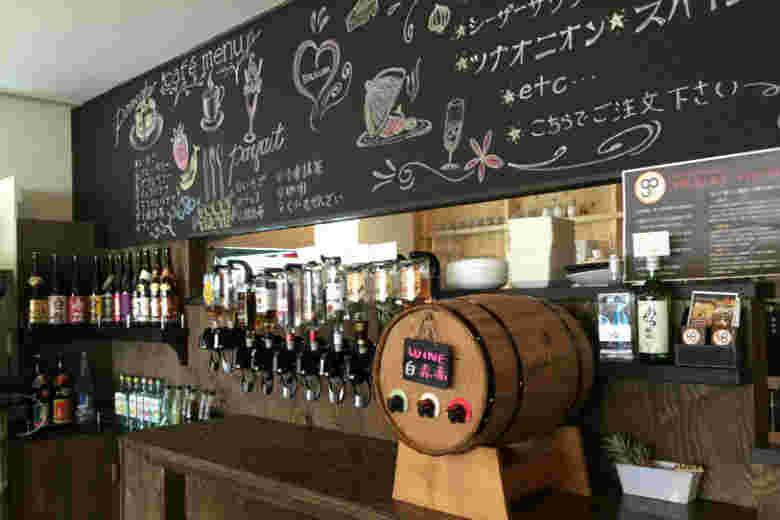 SHUKURAの店内