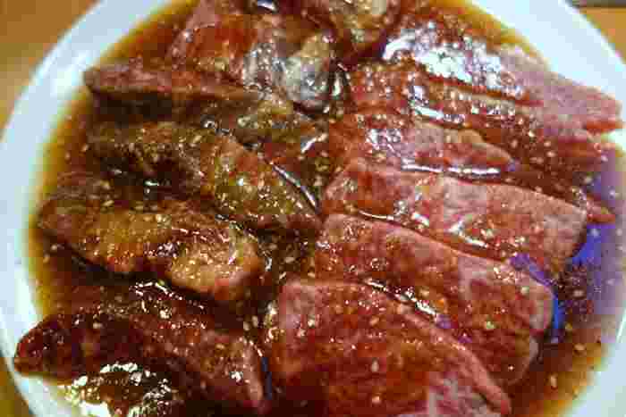 たれに漬け込んだ肉