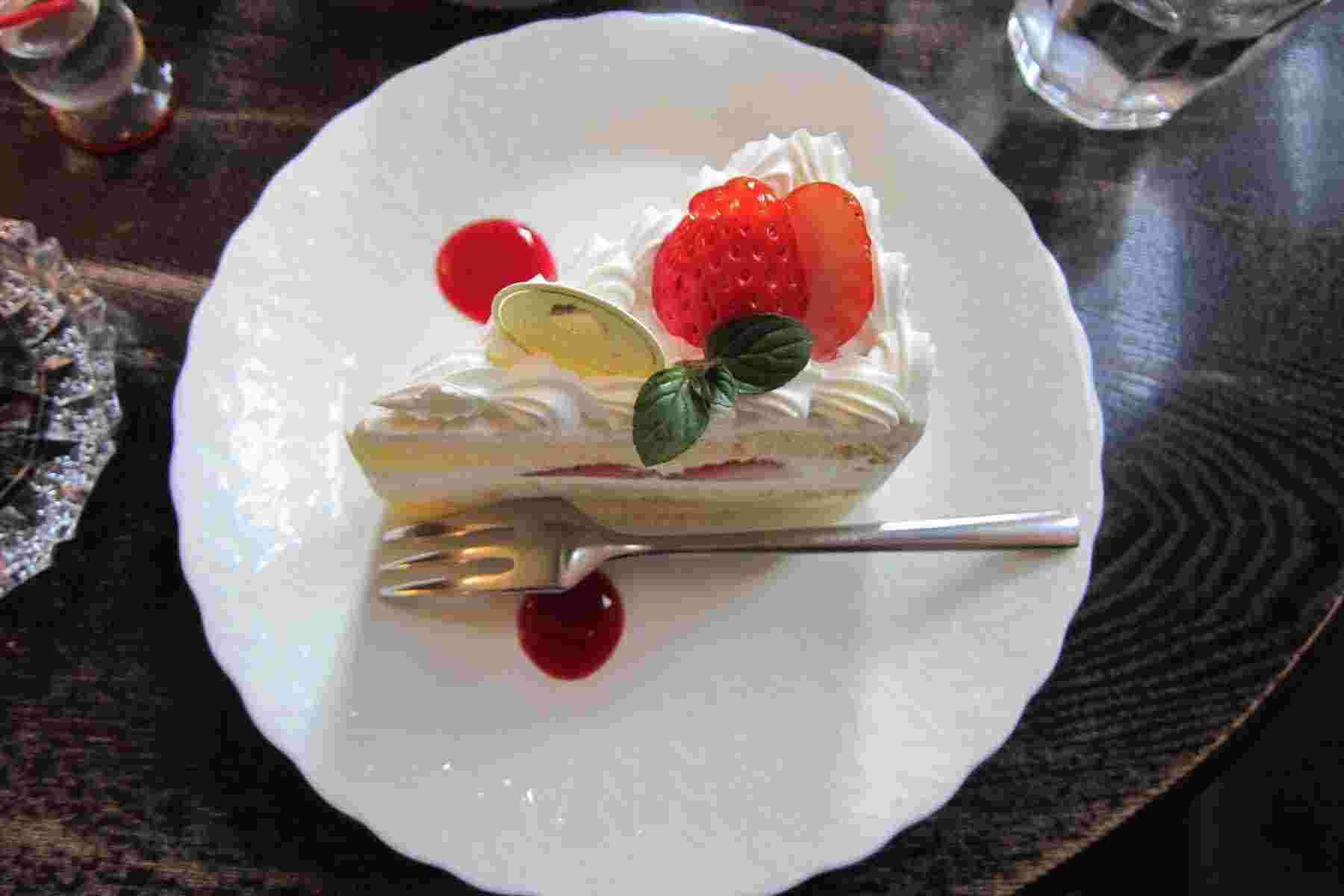 イチゴのケーキ