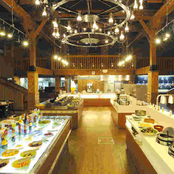 浅草橋ビアホールの店内