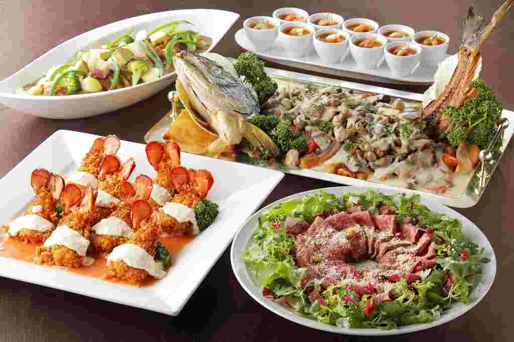 ディナーバイキングの料理
