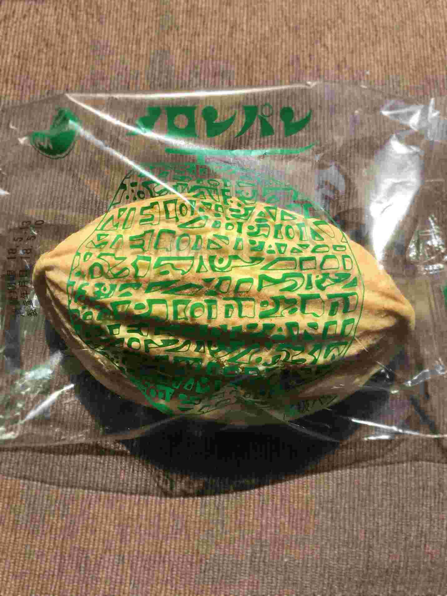 「メロンパン・本店」のメロンパン
