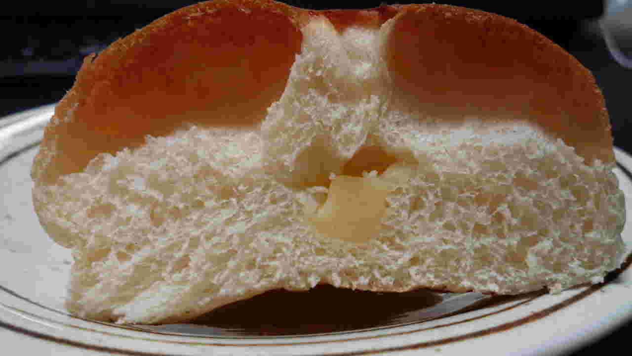クリームパン