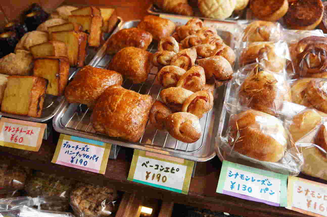 「ネコノテパン工場」のパン