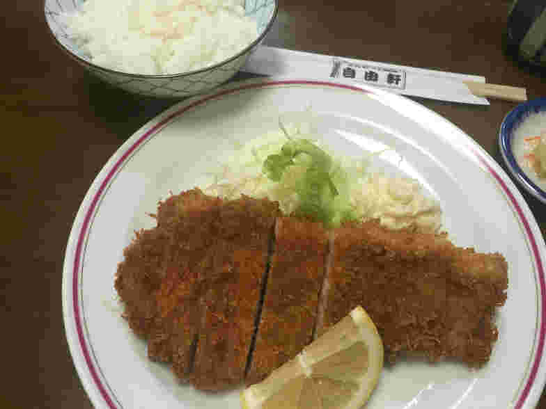 ロースカツ