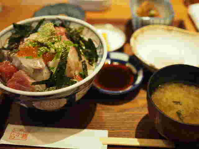 海鮮丼