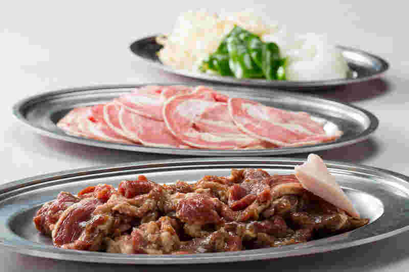 麦羊亭の焼肉