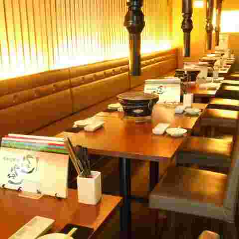 焼肉食べ放題じゅうじゅう郡山インター店店内