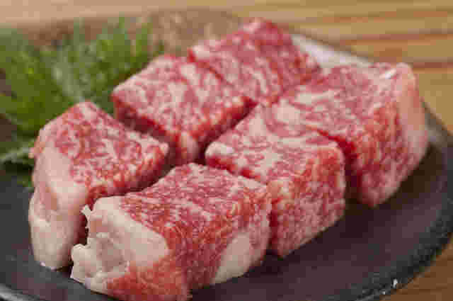 万両の霜降り肉