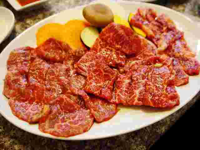 赤身肉のアップ