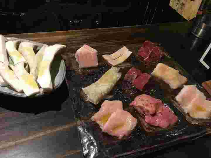 モツの盛り合わせ