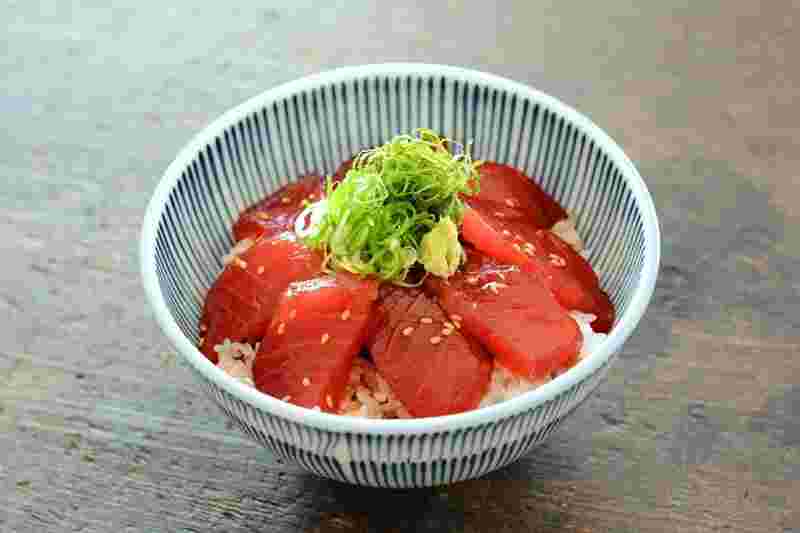 マグロの漬け丼