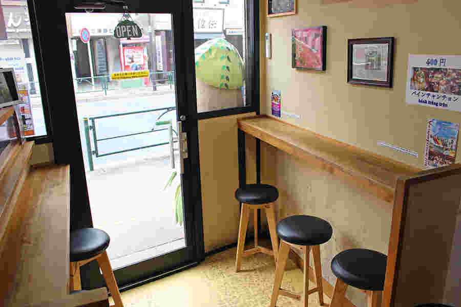 バインミーシンチャオの店内写真