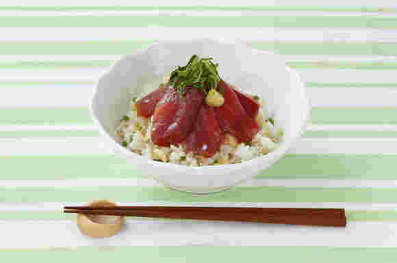 めんつゆでマグロの漬け丼