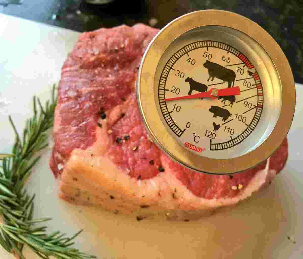 揚げる前にお肉は室温に戻しておく