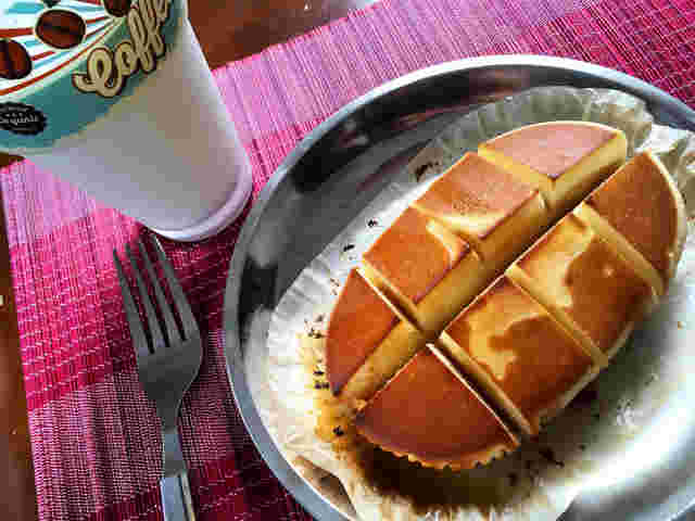 焼いた北海道チーズ蒸しケーキ