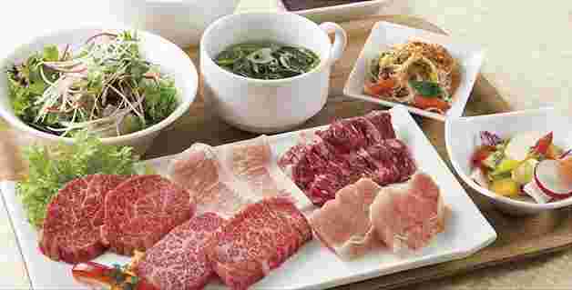 美味しそうな焼肉ランチセット