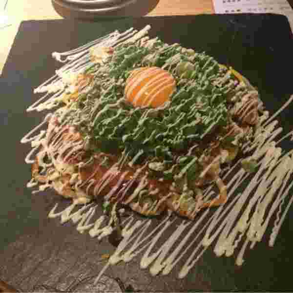 広島お好み てっぱんベイビー 新宿東口店の広島焼き