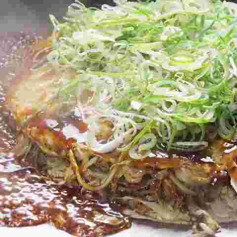 よろずやの広島焼き