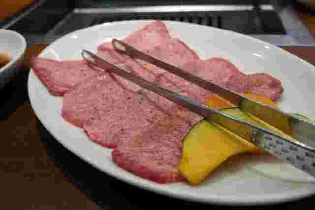 明月館の牛塩タン