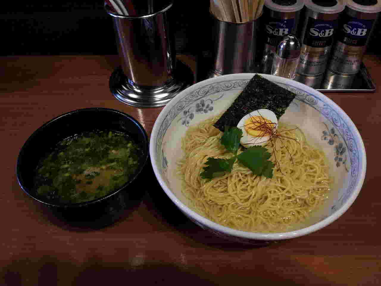 コクミンショクドウのつけ麺