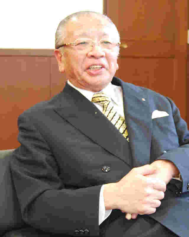 パンロールの生みの親のかま栄社長