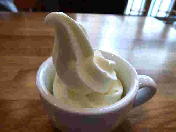 ミライスト標茶産まぼろしのブラウンスイス牛プレミアムソフトクリーム