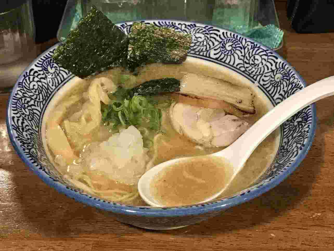 「麺匠春晴」ラーメン