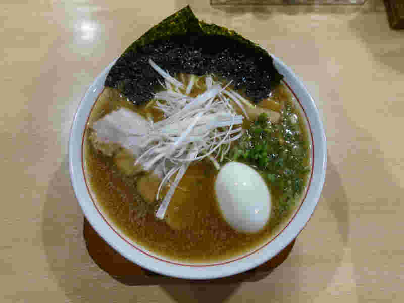 ねぎが魅力的なラーメン