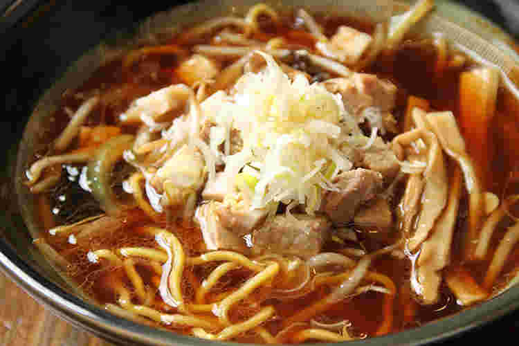 帯広ラーメンの三楽の醤油らーめん