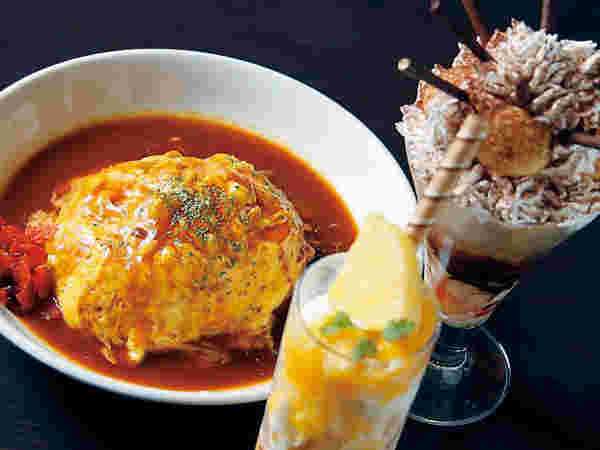 ベビーフェイスプラネッツ 苫小牧店のオムライスとパフェ2種