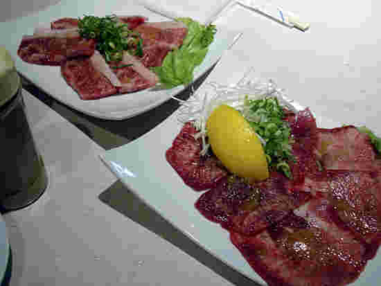 銀鍵3・6焼肉店のジンギスカンの肉