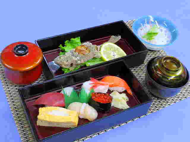 日本橋のランチのトマコム弁当
