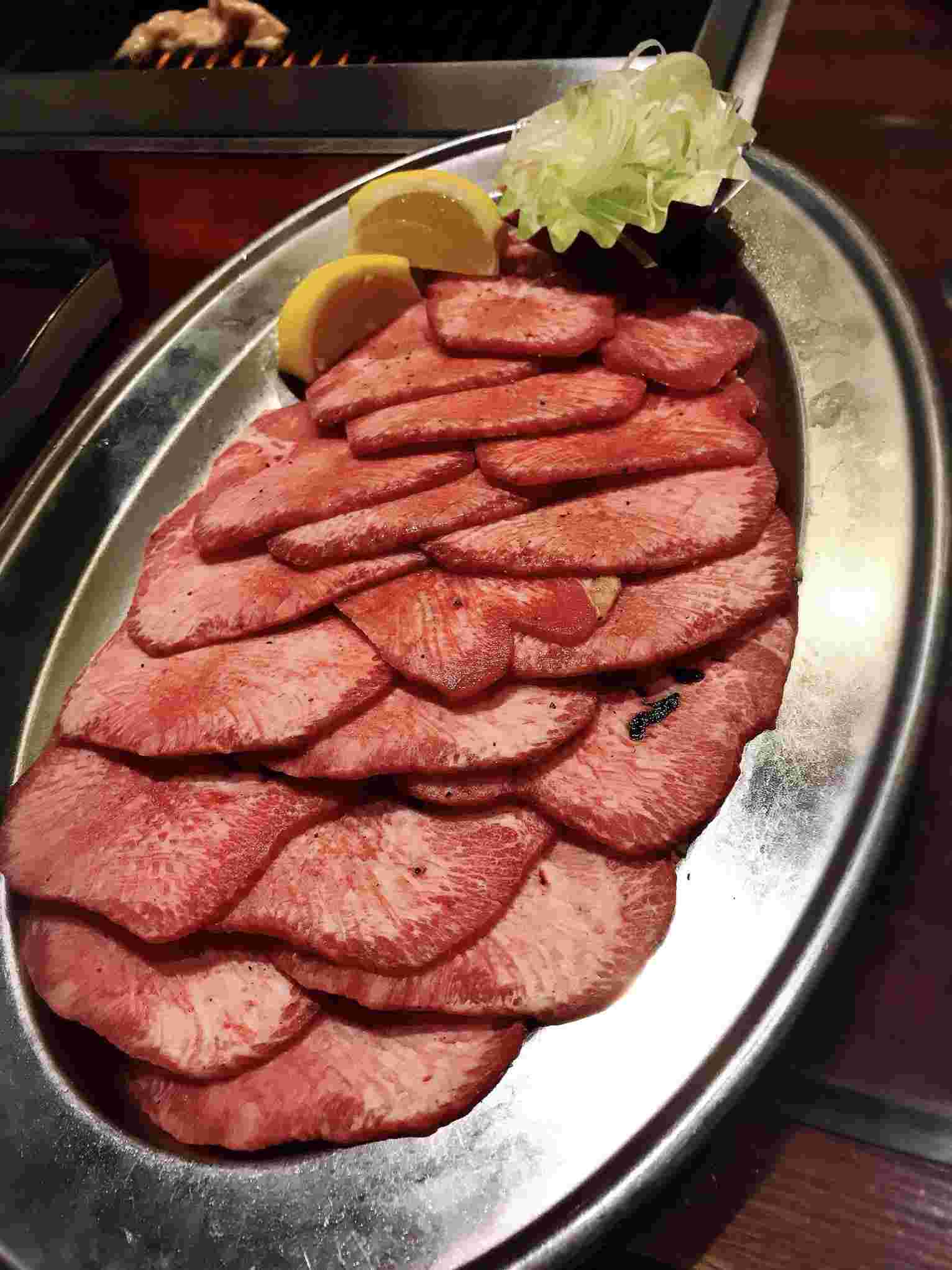 黒毛和牛の上タン