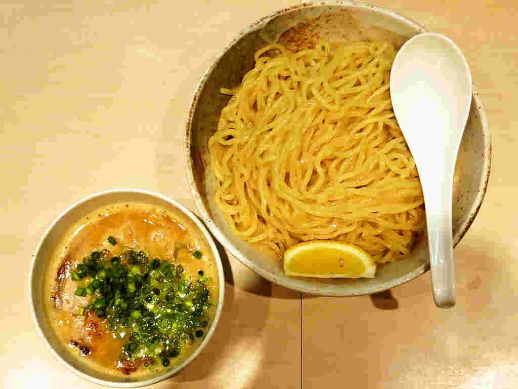 麺や けせらせらのつけ麺塩