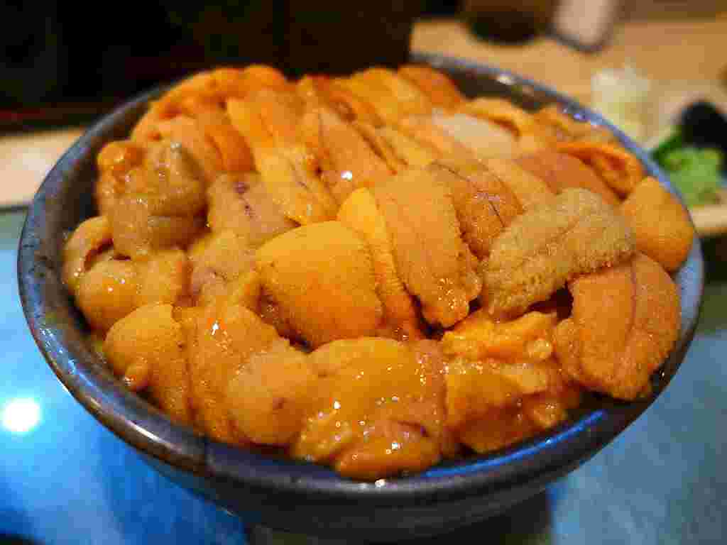 こぼれうに丼
