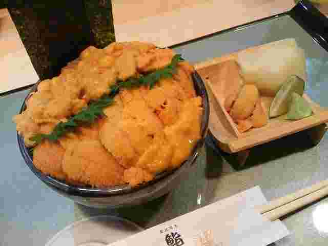 こぼれうに丼