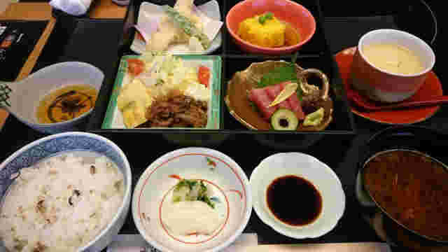 木曽路の松花堂弁当