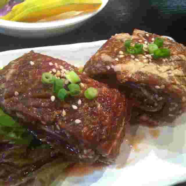 韓国式焼肉こひゃん骨付きカルビ
